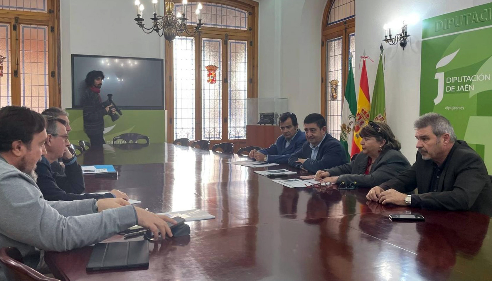 Diputación evalúa los daños causados por la lluvia y el viento en instalaciones y carreteras